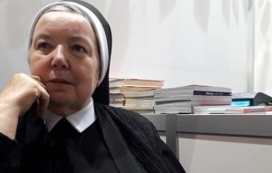 Nie żyje siostra Anastazja, autorka popularnych książek kulinarnych