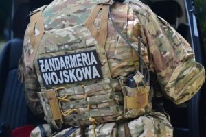 Przesyłka Nowa Dęba. Tajemnicza kartka w Żandarmerii | Rzeszów News