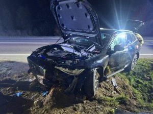 Wypadek na DK19 w Tylawie. Samochód wjechał w nocy do rowu